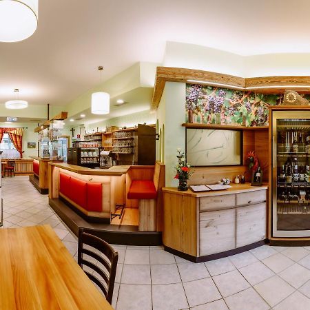 Hotel Freiensteinerhof Superior Sankt Peter-Freienstein Extérieur photo