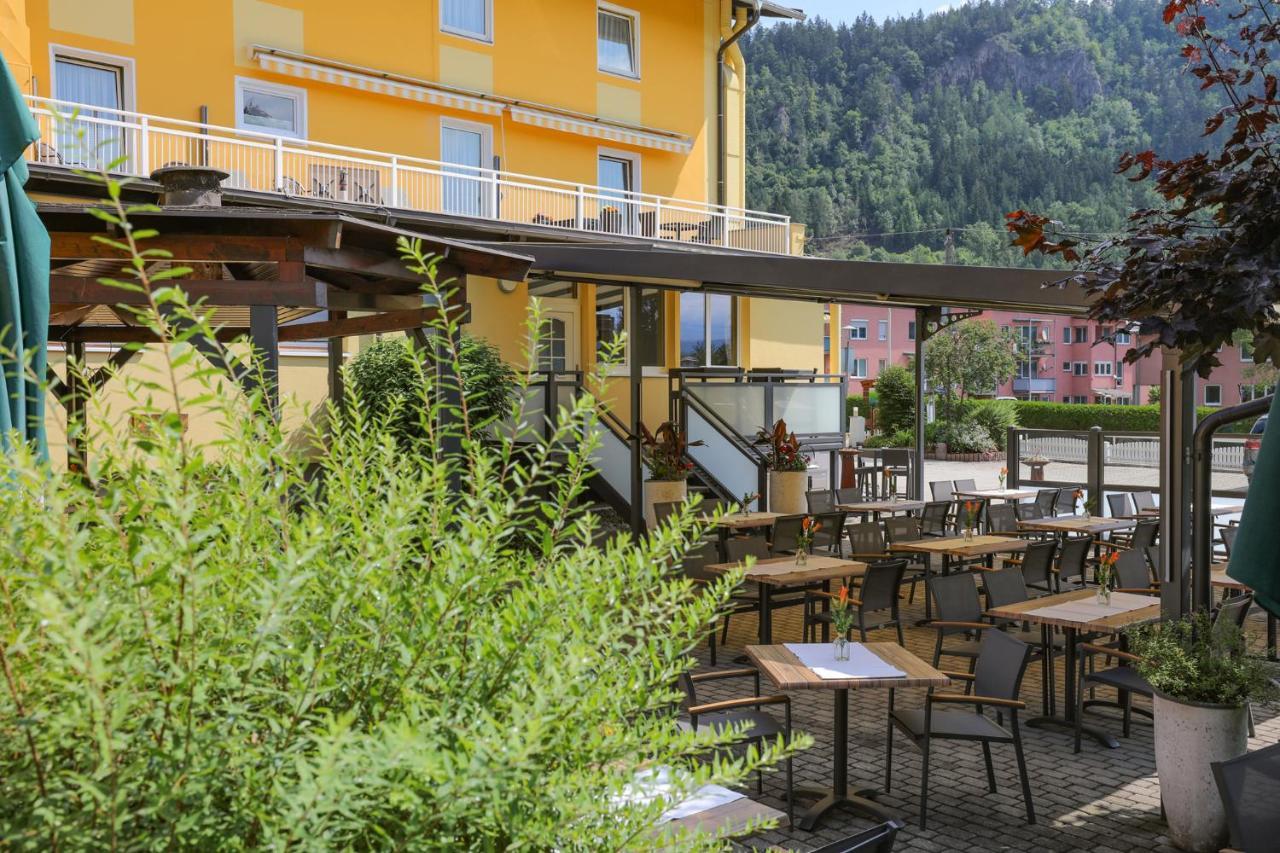 Hotel Freiensteinerhof Superior Sankt Peter-Freienstein Extérieur photo