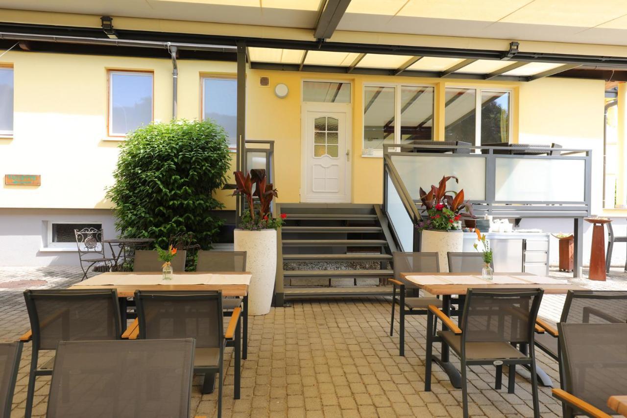 Hotel Freiensteinerhof Superior Sankt Peter-Freienstein Extérieur photo