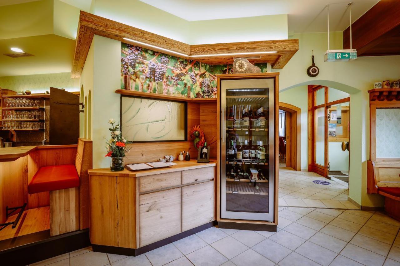 Hotel Freiensteinerhof Superior Sankt Peter-Freienstein Extérieur photo